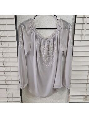 White House Black Market Grey Embroidered Silk Feel Peasant Blouse Medium